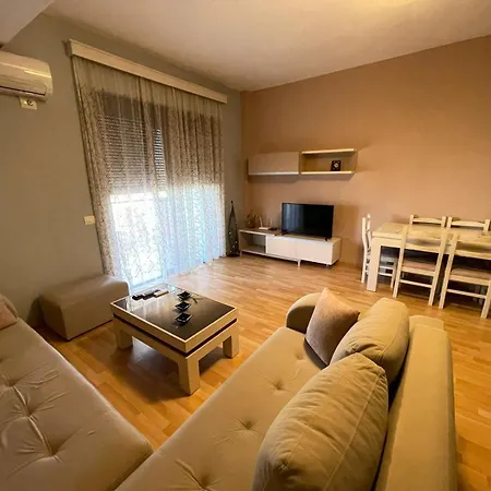 Xhemi's Sarandë