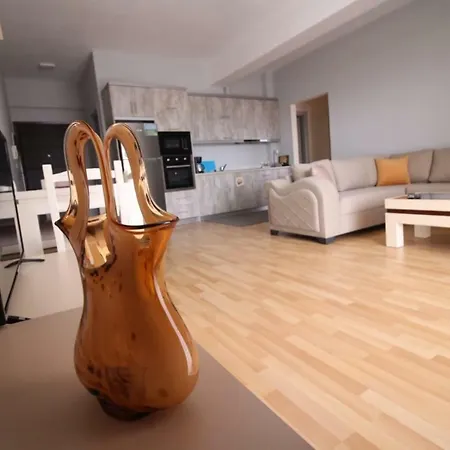Xhemi's Apartment *